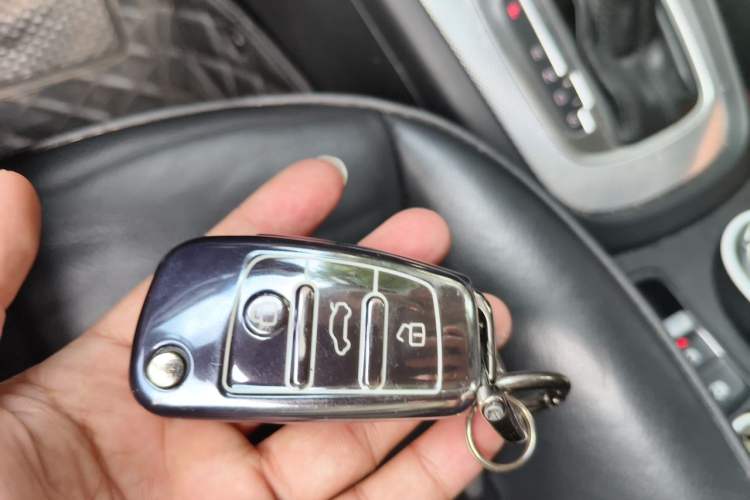 Used Audi Q3 2016 30 TFSI Fashion Model Vehicle Key