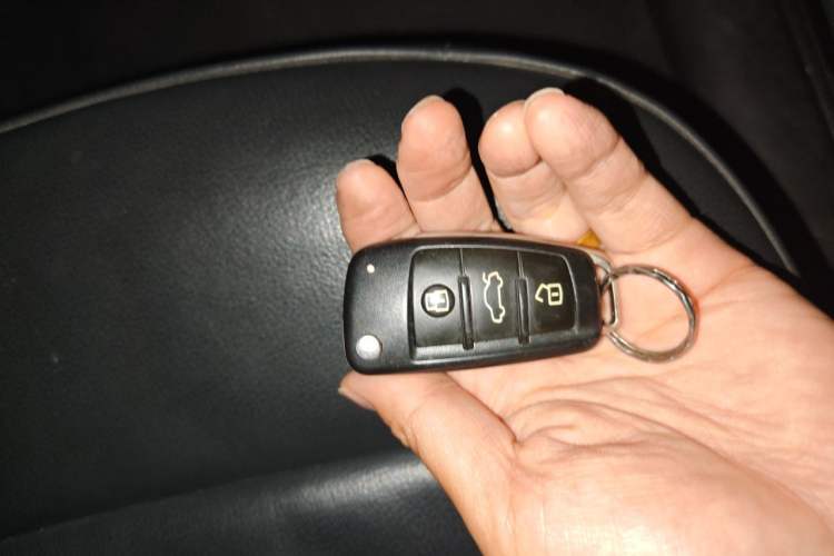 Used Audi Q3 2016 35 TFSI Style Edition Vehicle Key