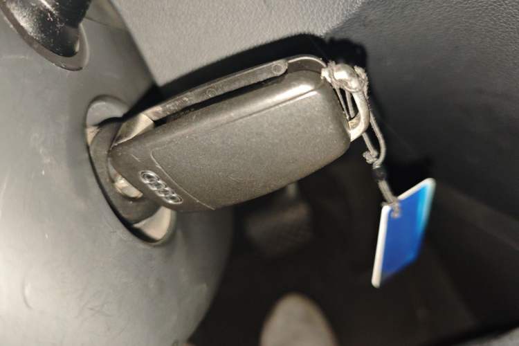 Used Audi Q3 2016 35 TFSI Fashion Model Vehicle Key