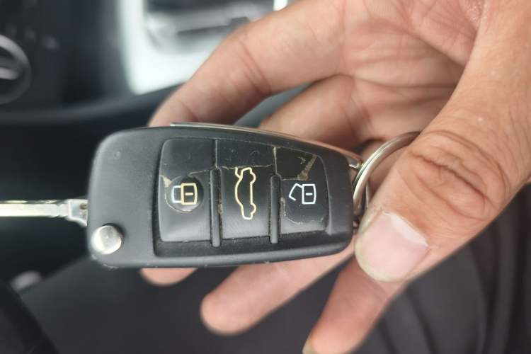 Used Audi Q3 2016 30 TFSI Fashion Model Vehicle Key