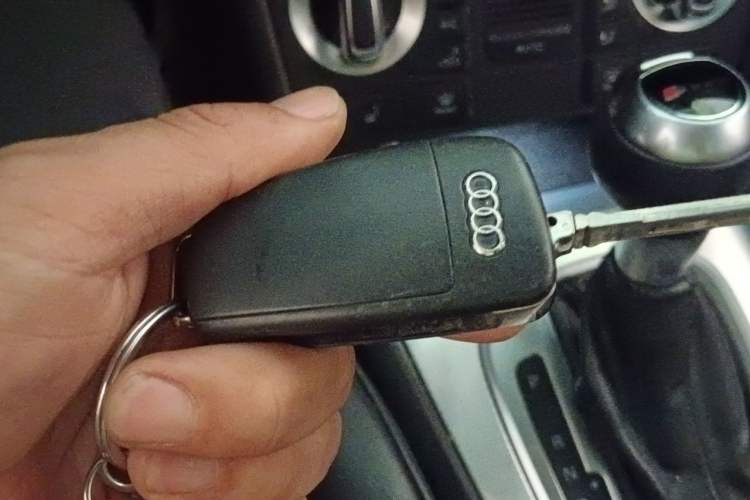 Used Audi Q3 2016 35 TFSI Collection Edition Intelligent Model Vehicle Key