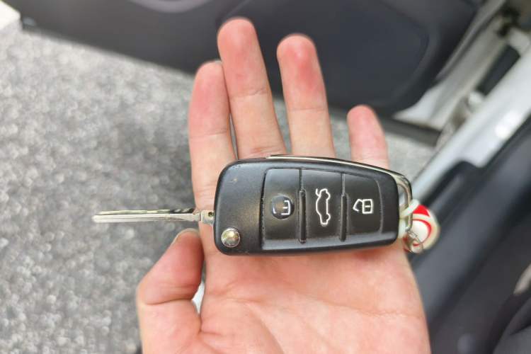 Used Audi Q3 2016 35 TFSI Fashion Model Vehicle Key