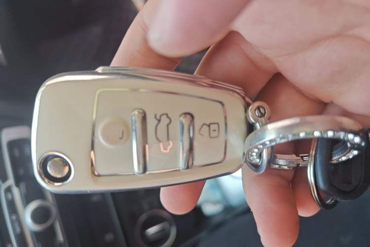 Used Audi Q3 2016 30 TFSI Fashion Model Vehicle Key