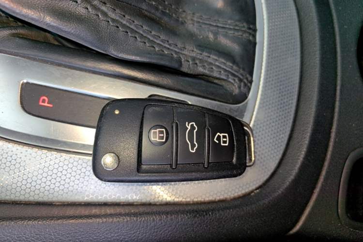 Used Audi Q3 2016 30 TFSI Fashion Model Vehicle Key