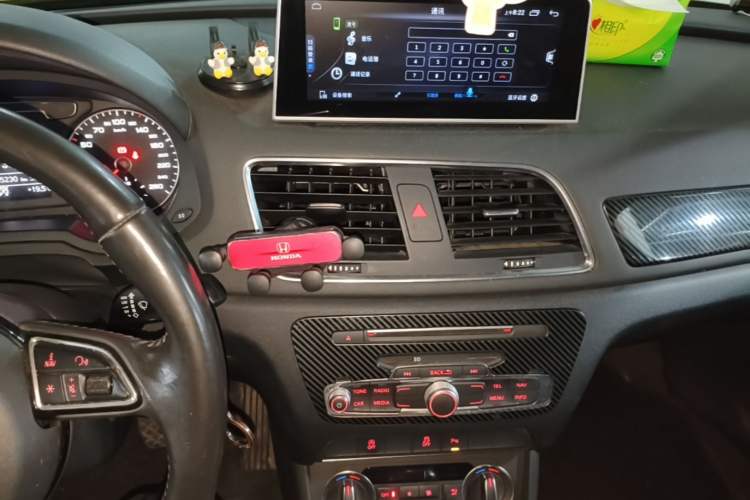 Used Audi Q3 2016 30 TFSI Fashion Model Audio And AC Panel
