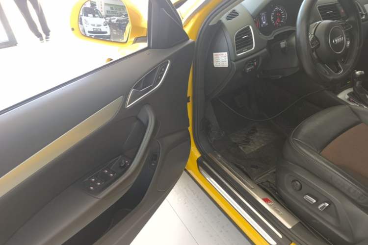 Used Audi Q3 2016 30 TFSI Fashion Model Driver Seat