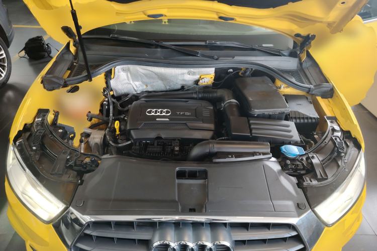 Used Audi Q3 2016 35 TFSI Style Edition Engine Bay