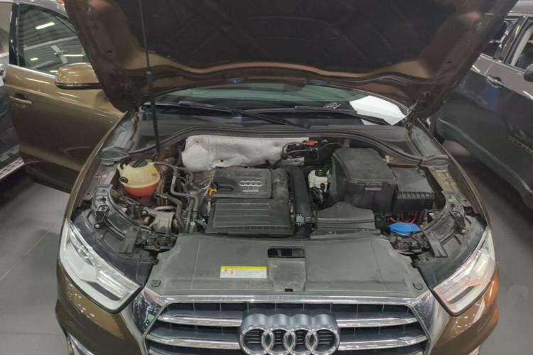 Used Audi Q3 2016 30 TFSI Fashion Model Engine Bay