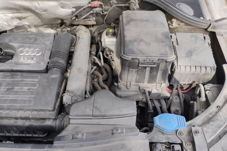 Used Audi Q3 2016 30 TFSI Fashion Model Engine Bay Left