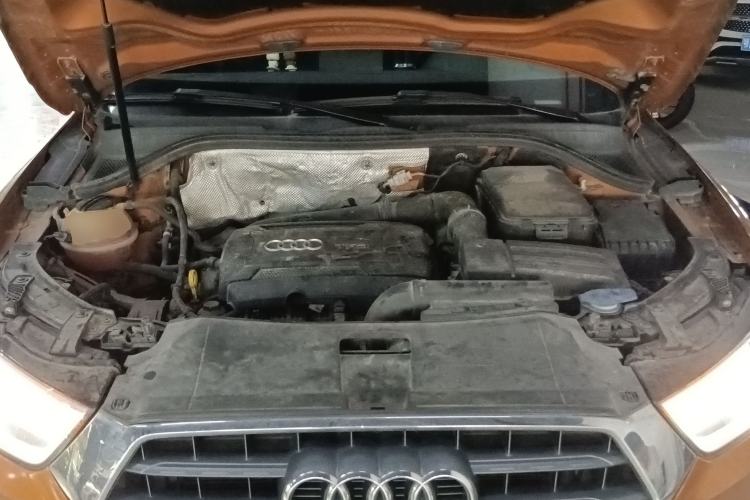 Used Audi Q3 2016 35 TFSI Fashion Model Engine Bay