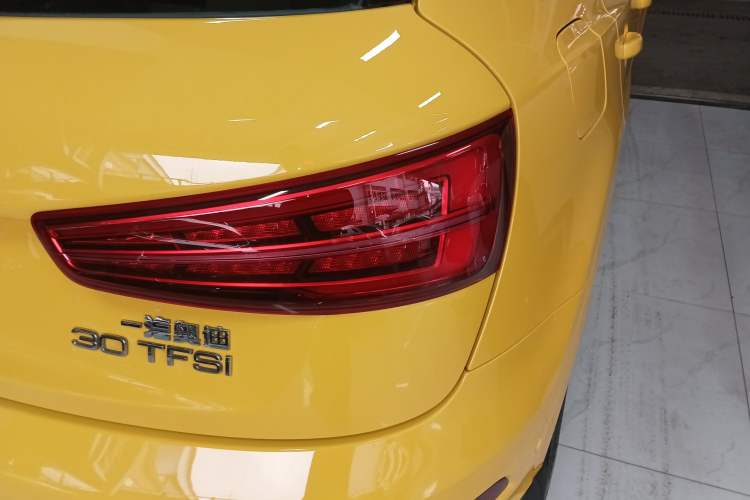 Used Audi Q3 2016 30 TFSI Fashion Model Exterior 3