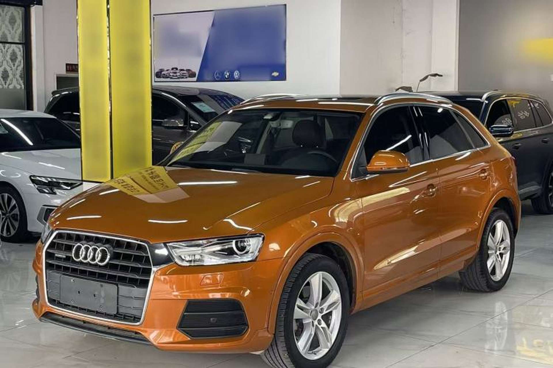 Used Audi Q3 2016 35 TFSI quattro all-wheel-drive style model Front Left 45 Deg