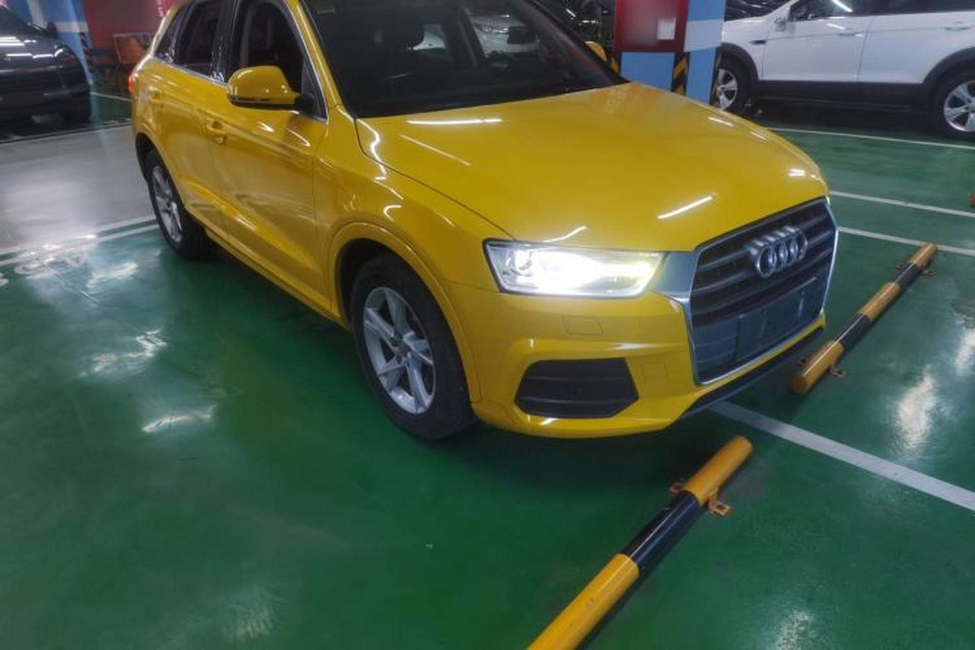 Used Audi Q3 2016 35 TFSI Fashion Model Front Right 45 Deg