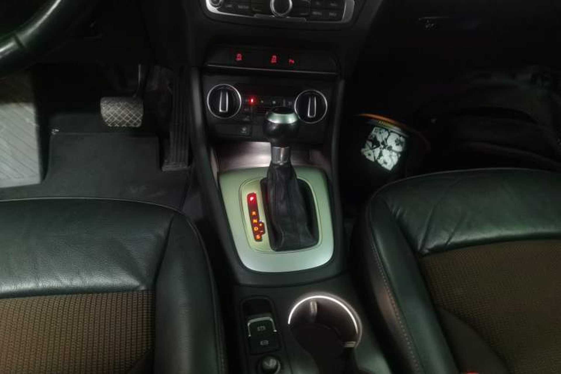 Used Audi Q3 2016 35 TFSI Fashion Model Gear Lever
