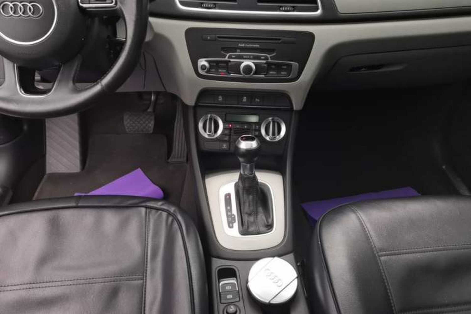 Used Audi Q3 2016 30 TFSI Collector's Edition Intelligent Model Gear Lever