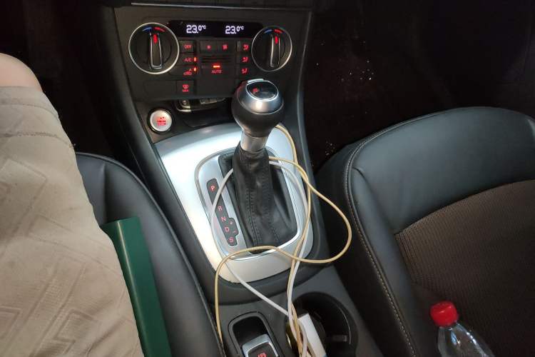 Used Audi Q3 2016 35 TFSI Fashion Model Gear Lever