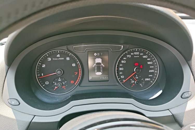 Used Audi Q3 2016 35 TFSI quattro all-wheel drive special edition Instrument Cluster