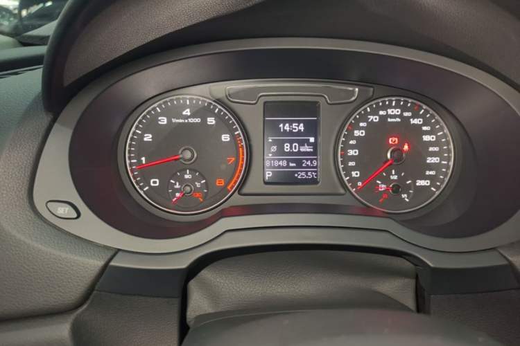 Used Audi Q3 2016 30 TFSI Fashion Model Instrument Cluster
