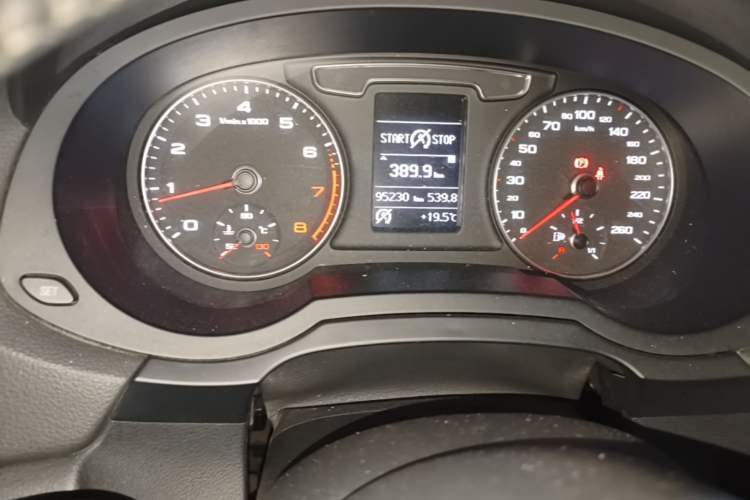 Used Audi Q3 2016 30 TFSI Fashion Model Instrument Cluster