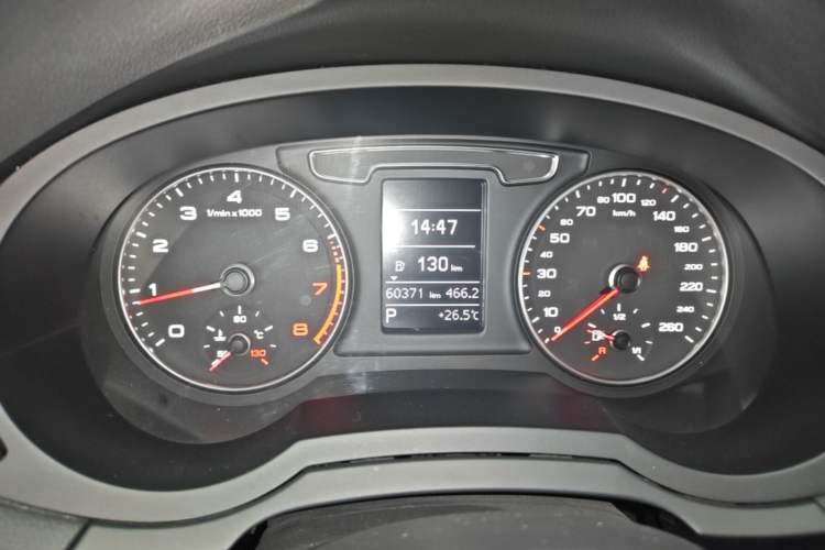 Used Audi Q3 2016 30 TFSI Fashion Model Instrument Cluster
