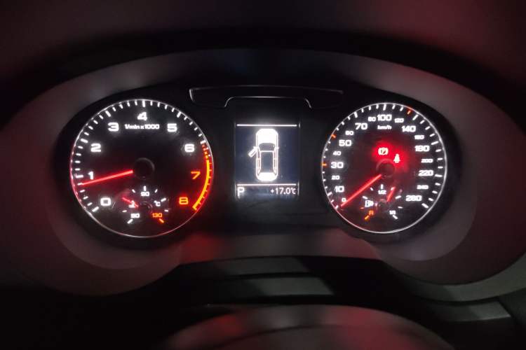 Used Audi Q3 2016 30 TFSI Fashion Model Instrument Cluster