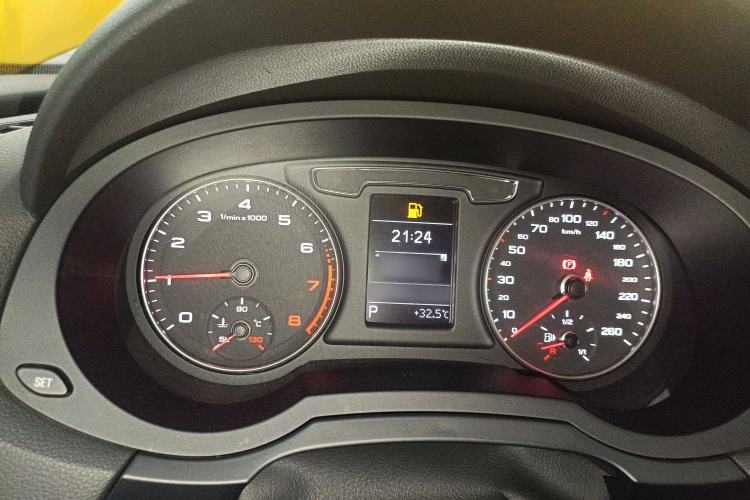 Used Audi Q3 2016 35 TFSI quattro all-wheel-drive style model Instrument Cluster