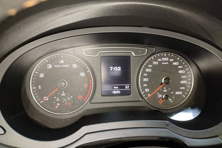 Used Audi Q3 2016 35 TFSI Collection Edition quattro Enjoyment Model Instrument Cluster