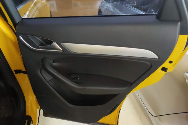 Used Audi Q3 2016 35 TFSI Fashion Model Interior 3