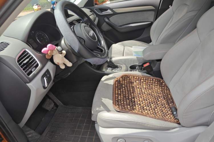 Used Audi Q3 2016 40 TFSI quattro all-wheel-drive sport model Left Front Seat