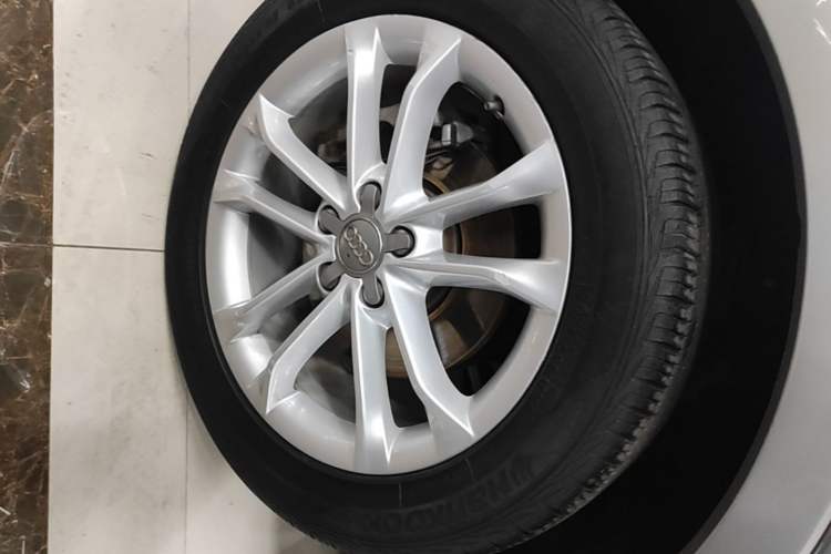 Used Audi Q3 2016 30 TFSI Collector's Edition Intelligent Model Left Front Wheel Hub