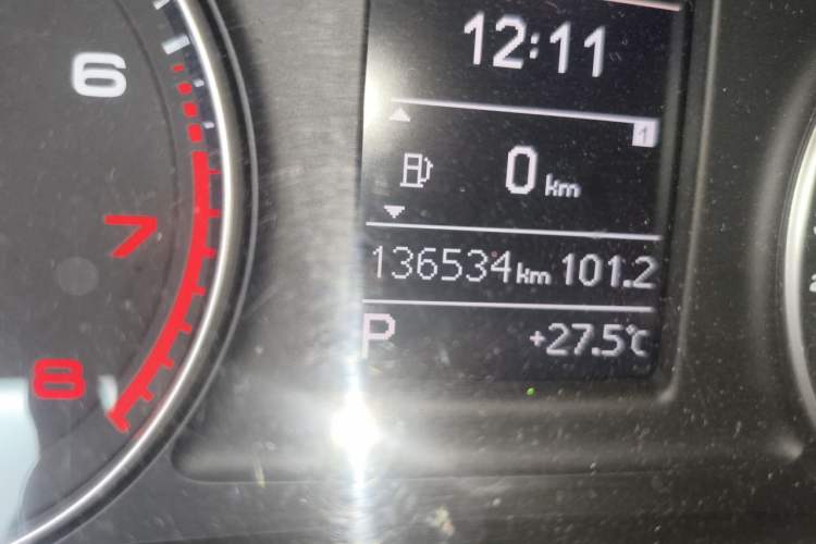 Used Audi Q3 2016 30 TFSI Standard Model Odometer Close Up