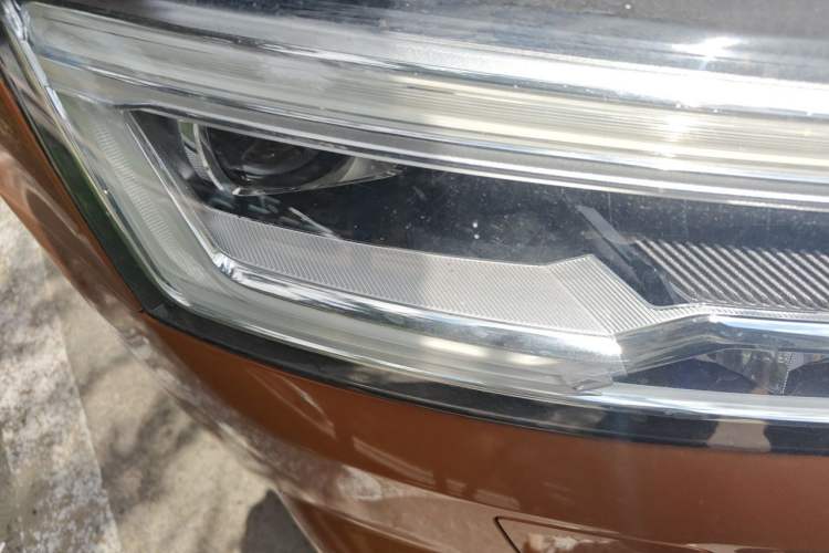 Used Audi Q3 2016 40 TFSI quattro all-wheel-drive sport model Right Front Headlight