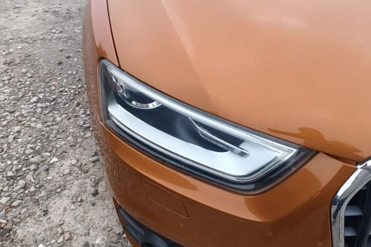 Used Audi Q3 2016 35 TFSI Collection Edition Intelligent Model Right Front Headlight