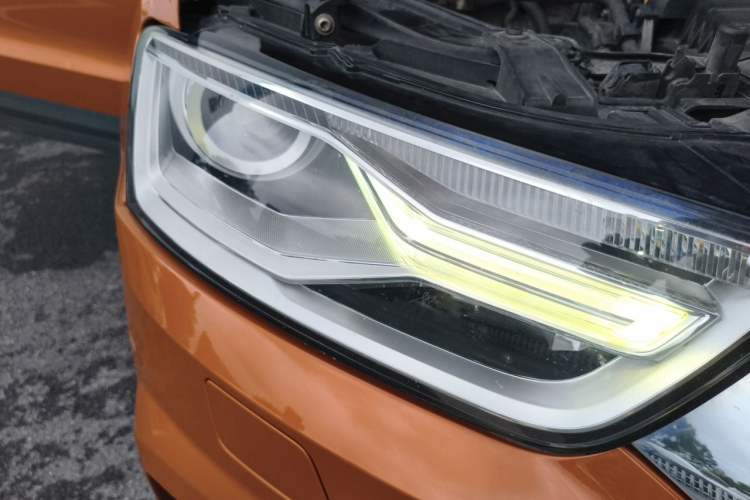 Used Audi Q3 2016 30 TFSI Standard Model Right Front Headlight