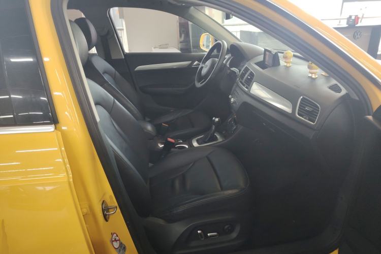 Used Audi Q3 2016 35 TFSI Style Edition Right Front Seat