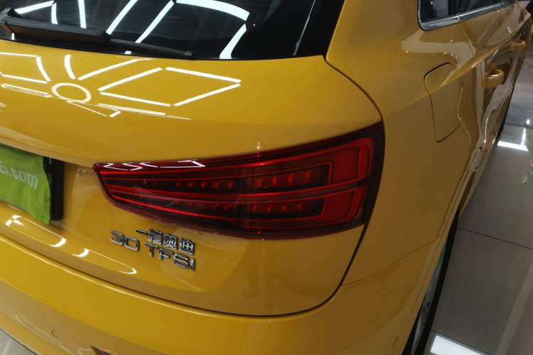 Used Audi Q3 2016 30 TFSI Fashion Model Right Rear Taillight