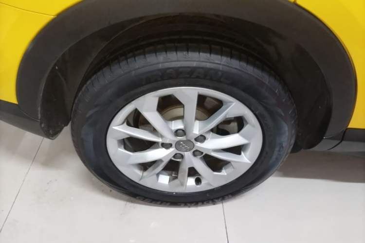 Used Audi Q3 2016 30 TFSI Standard Model Right Rear Wheel Hub