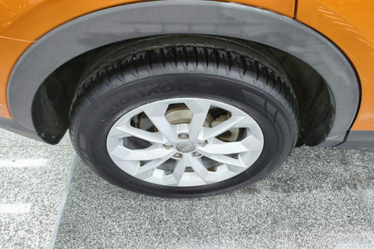 Used Audi Q3 2016 30 TFSI Standard Model Right Rear Wheel Hub