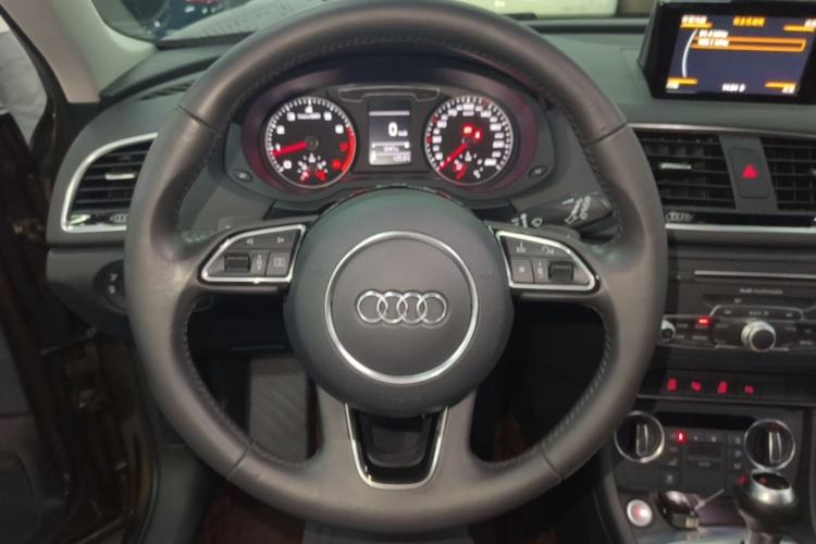 Used Audi Q3 2016 30 TFSI Fashion Model Steering Wheel