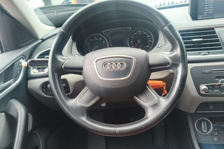 Used Audi Q3 2016 30 TFSI Standard Model Steering Wheel