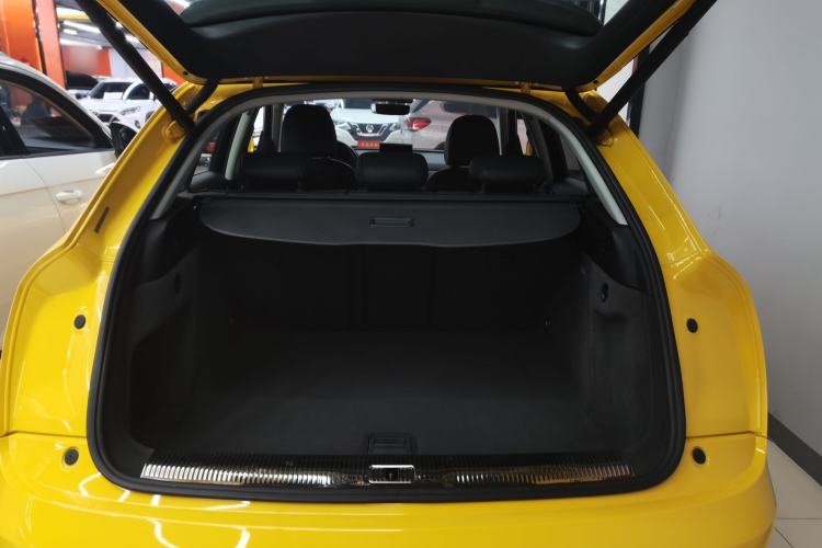 Used Audi Q3 2016 30 TFSI Fashion Model Trunk