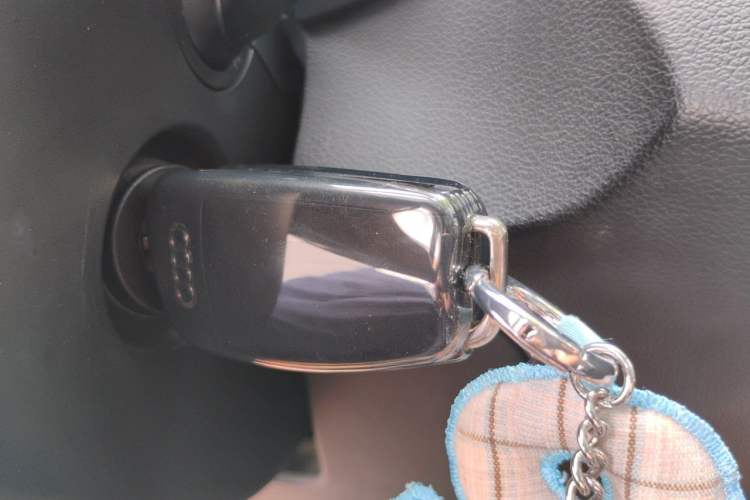 Used Audi Q3 2016 30 TFSI Fashion Model Vehicle Key