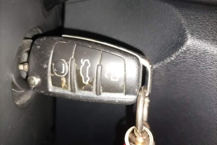 Used Audi Q3 2016 30 TFSI Standard Model Vehicle Key
