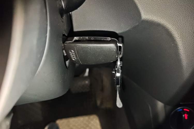 Used Audi Q3 2016 30 TFSI Fashion Model Vehicle Key