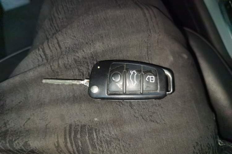 Used Audi Q3 2016 35 TFSI Fashion Model Vehicle Key