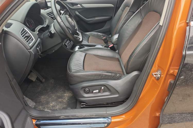 Used Audi Q3 2017 30 TFSI Fashion Model Left Front Seat