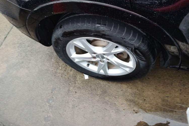 Used Audi Q3 2017 30 TFSI Fashion Model Right Rear Wheel Hub