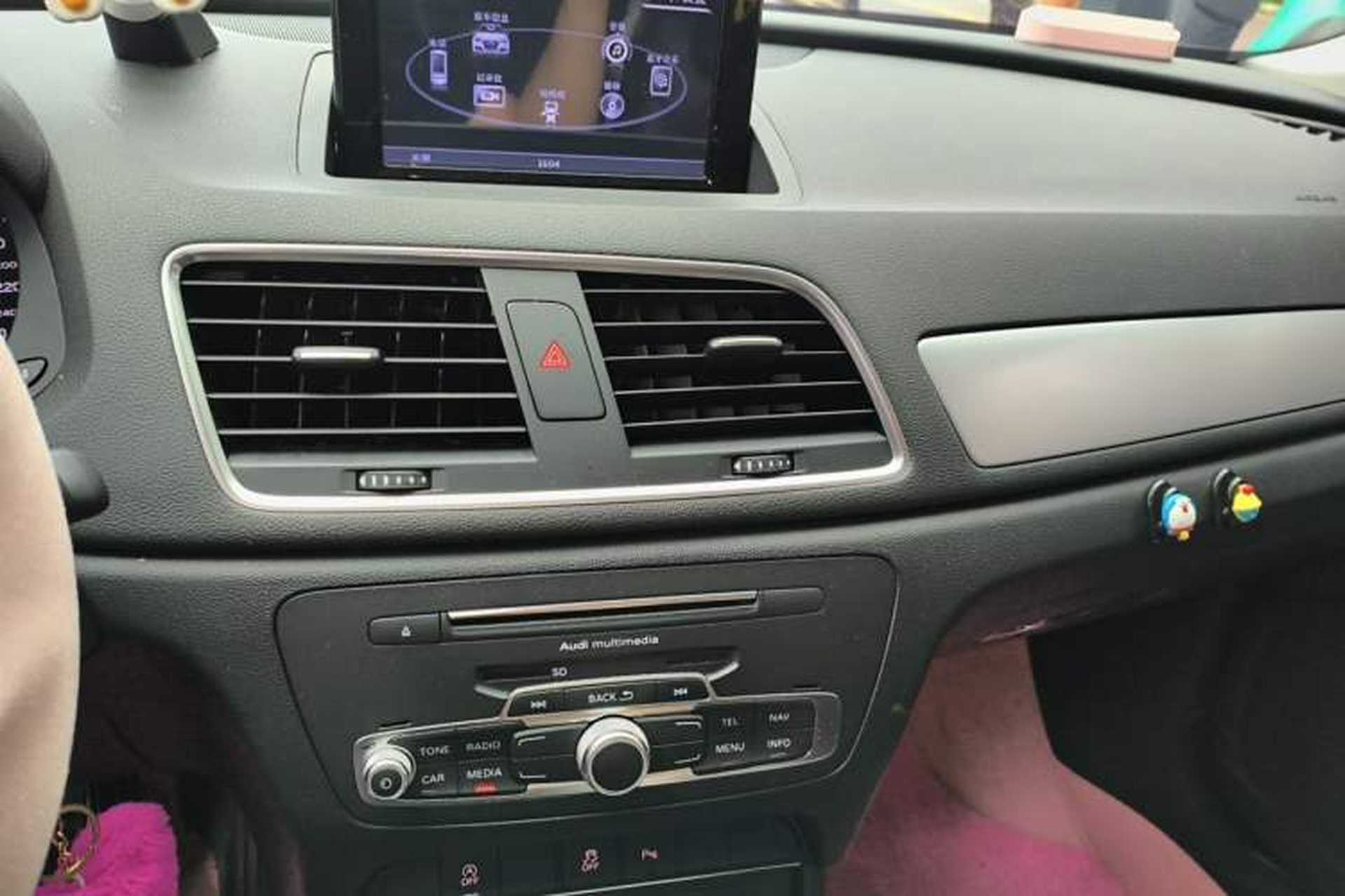 Used Audi Q3 2017 30 TFSI Fashion Model Audio And AC Panel