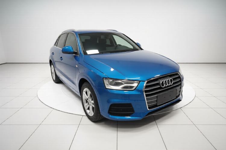 Used Audi Q3 2017 30 TFSI Fashion Model Front Right 45 Deg