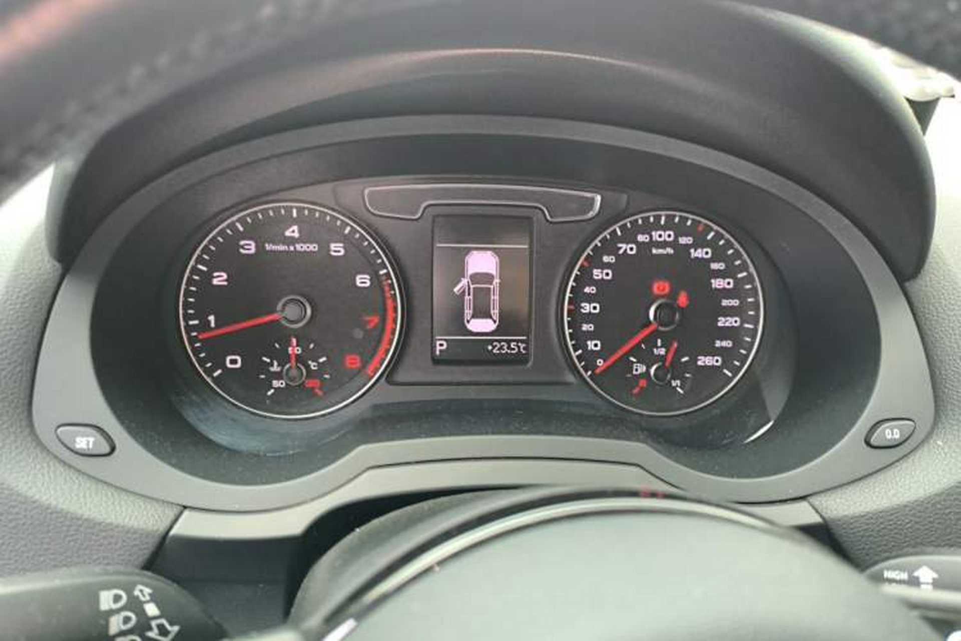 Used Audi Q3 2017 30 TFSI Fashion Model Instrument Cluster